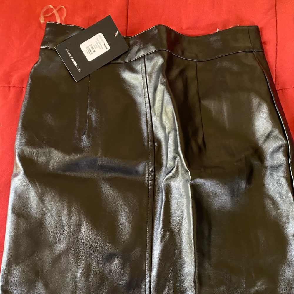 Fashion Nova mini skirt